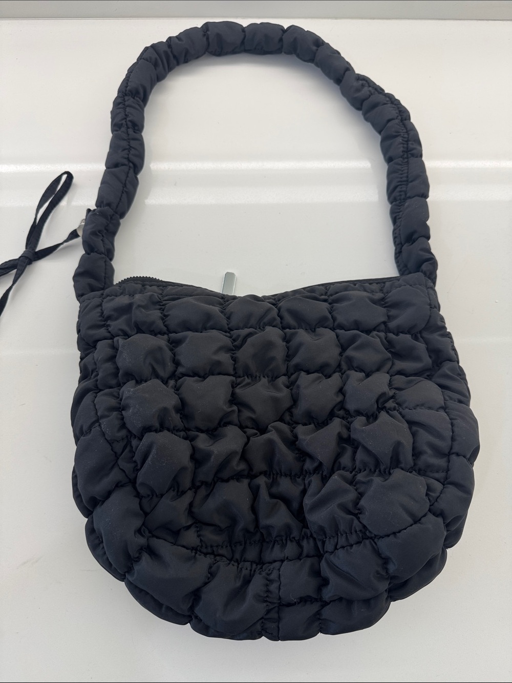 Source Unknown Black Quilted Puffer Shoulder Bag